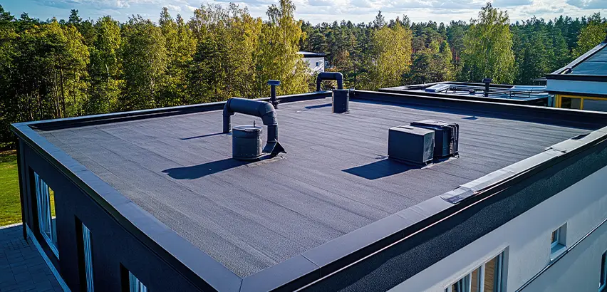 Professional Flat Roof Replacement Services in evansville, IN