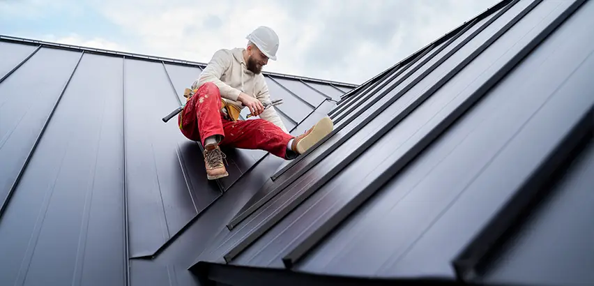 Professional Roof Valley Installation Services in evansville, IN