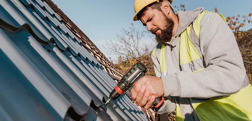 Professional Standing Seam Metal Roofing Services in evansville, IN