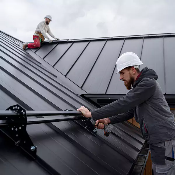 Why evansville Property Owners Choose Ideal Roofing Inc. for Metal Roof Repair?