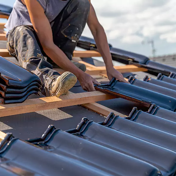 Why evansville Homeowners Choose Ideal Roofing Inc. for Roof and Gutter Repair?